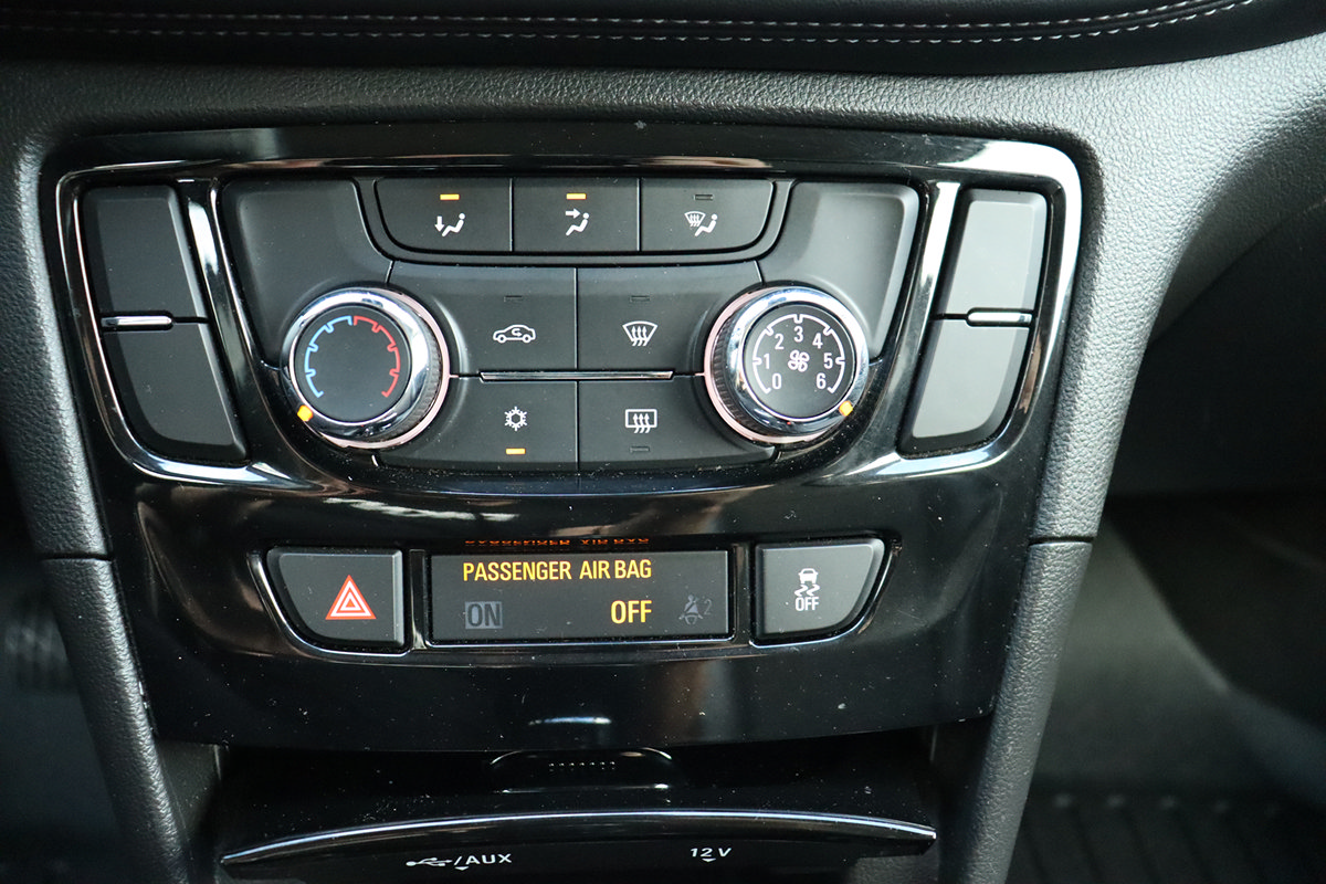 Used 2017 Buick Encore Preferred FWD image 32