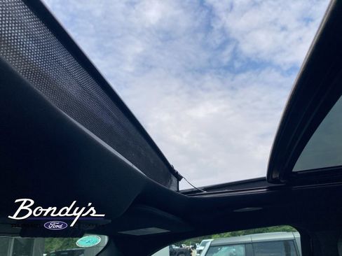 Used 2023 Ford F150 Raptor w/ Raptor Carbon Fiber Package AWD/4WD image 7