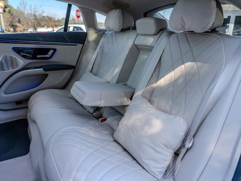 Used 2023 Mercedes-Benz EQS 580 4MATIC Sedan image 19