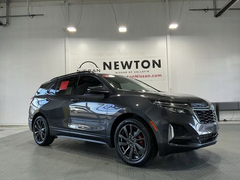 Used 2022 Chevrolet Equinox RS w/ RS Leather Package image 46