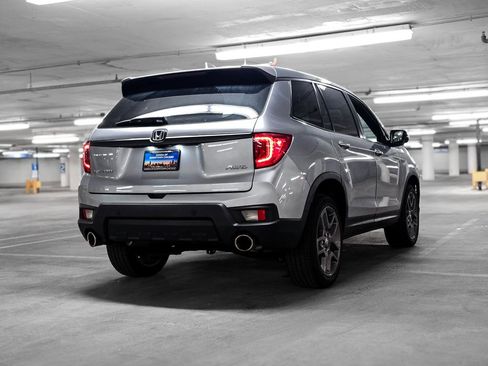 Used 2023 Honda Passport EX-L image 6