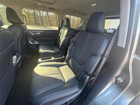 Certified 2025 INFINITI QX80 Sensory image 11