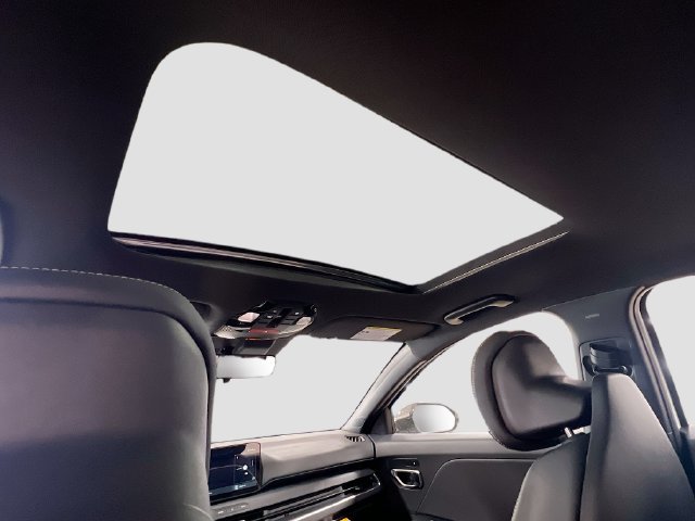 New 2025 Kia K4 EX w/ GT-Line Sunroof Package FWD image 23