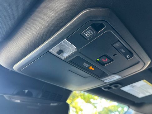 Certified 2025 Toyota Tacoma SR5 image 24