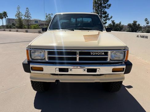 Used 1987 Toyota Pickup 4x4 Regular Cab image 24