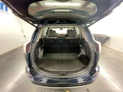 Used 2018 Toyota RAV4 Platinum image 25