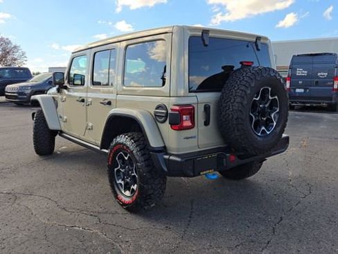 Used 2022 Jeep Wrangler Unlimited Rubicon 4xe w/ Cold Weather Group image 28