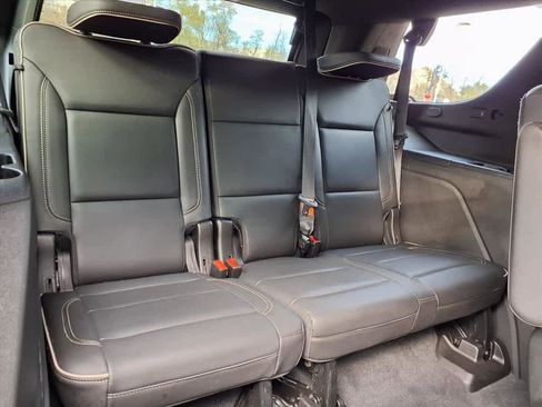 Used 2021 GMC Yukon SLT w/ SLT Luxury Plus Package image 11