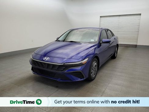 Used 2024 Hyundai Elantra SEL FWD image 1