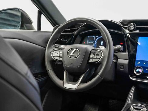 Used 2024 Lexus RZ 300e Premium FWD image 15