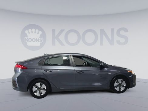 Used 2018 Hyundai Ioniq Blue FWD image 12