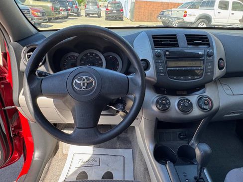 Used 2006 Toyota RAV4 2WD image 14