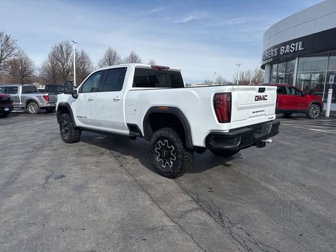 New 2026 GMC Sierra 2500 AT4X image 2