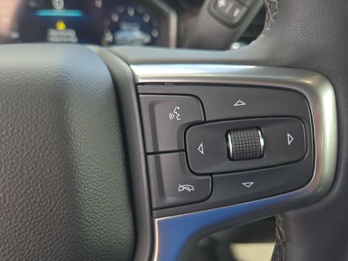 Used 2024 Chevrolet Silverado 1500 LT AWD/4WD image 29