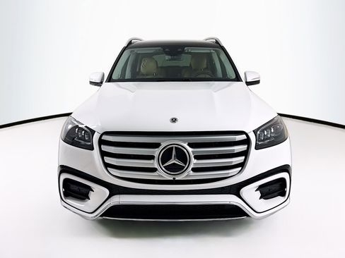 New 2026 Mercedes-Benz GLS 450 4MATIC image 2