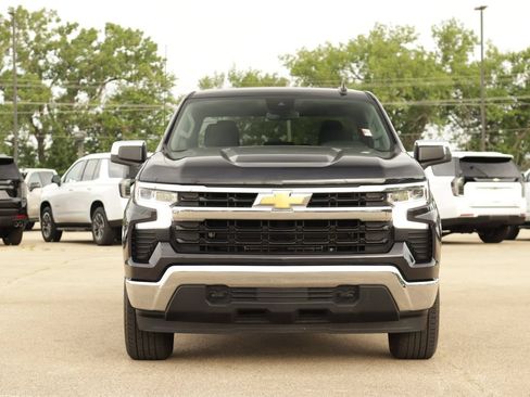 Used 2024 Chevrolet Silverado 1500 LT AWD/4WD image 2
