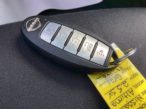 Used 2025 Nissan Altima 2.5 SV FWD image 28