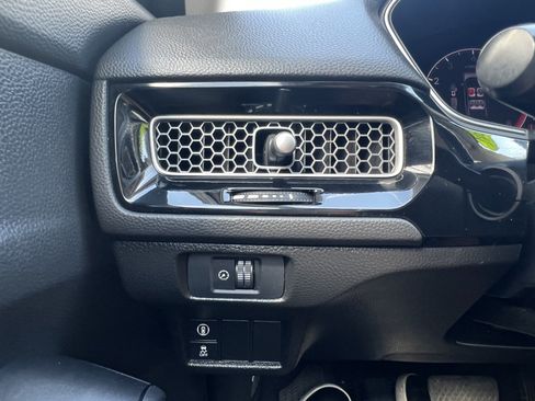Used 2022 Honda Civic EX-L image 28