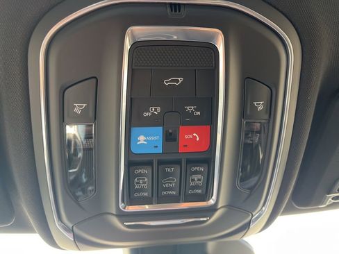 Used 2024 Jeep Grand Cherokee Limited 4xe w/ Trailer Tow Package AWD/4WD image 24