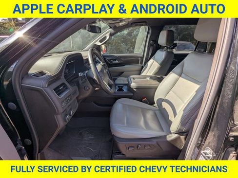 Used 2023 Chevrolet Suburban LT w/ Luxury Package RWD image 13