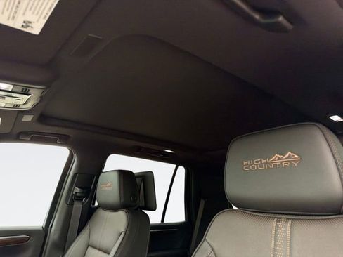 New 2026 Chevrolet Tahoe High Country AWD/4WD image 24