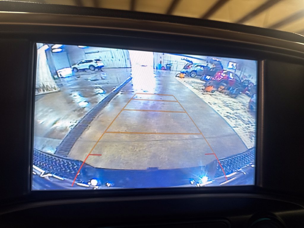 Used 2018 GMC Sierra 2500 Denali w/ Duramax Plus Package AWD/4WD image 24
