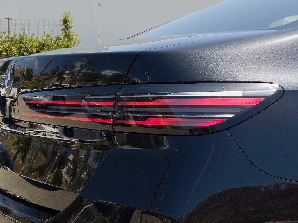 New 2027 BMW 740i w/ M Sport Package RWD image 6