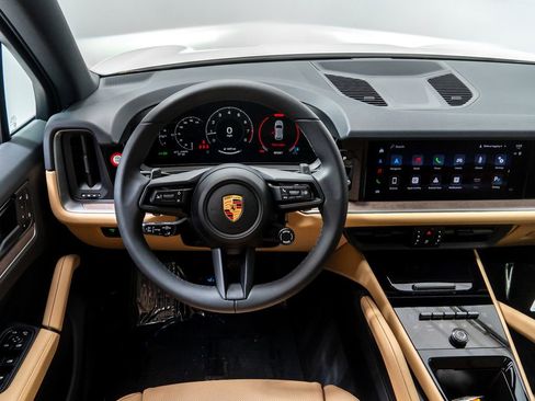 New 2026 Porsche Cayenne image 14
