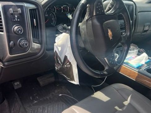 Used 2018 Chevrolet Silverado 1500 LTZ w/ Sport Package AWD/4WD image 10