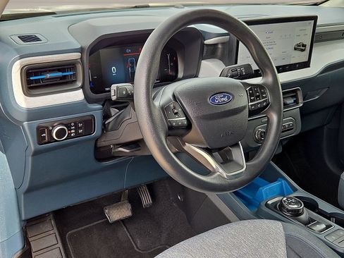 Used 2025 Ford Maverick XLT w/ Equipment Group 302A AWD/4WD image 15