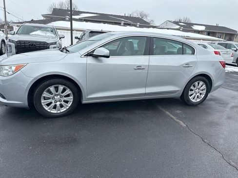Used 2011 Buick LaCrosse CX image 19
