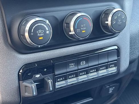 New 2024 RAM 5500 Tradesman w/ Chrome Appearance Group AWD/4WD image 23