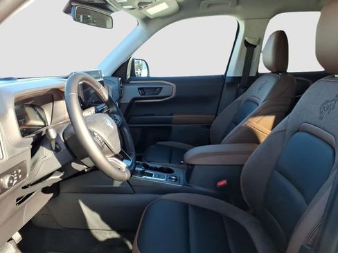 New 2025 Ford Bronco Sport Outer Banks w/ Outer Banks Tech Package+ AWD/4WD image 5