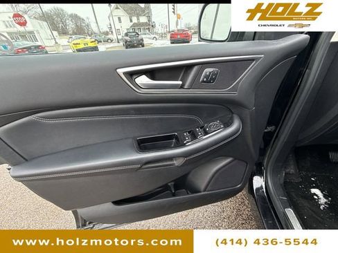 Used 2016 Ford Edge Titanium w/ Equipment Group 302A image 23