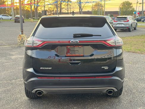 Used 2015 Ford Edge SEL w/ Canadian Comfort Package AWD/4WD image 4