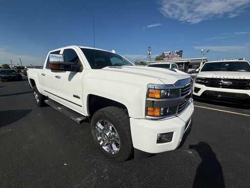 Used 2017 Chevrolet Silverado 2500 High Country w/ Duramax Plus Package AWD/4WD image 1