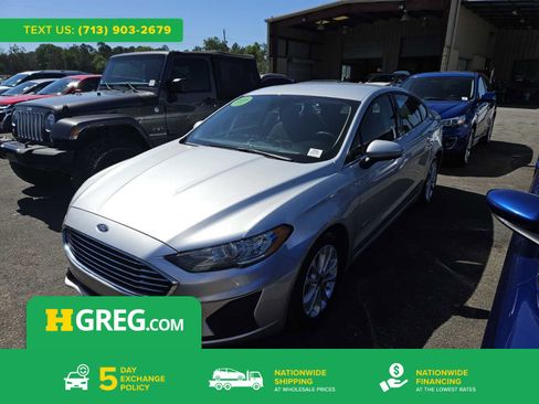 Used 2019 Ford Fusion SE FWD image 1