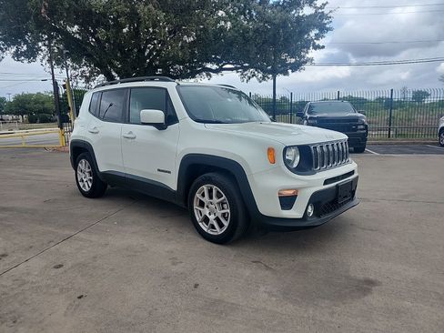 Used 2019 Jeep Renegade Latitude w/ Popular Equipment Group image 1