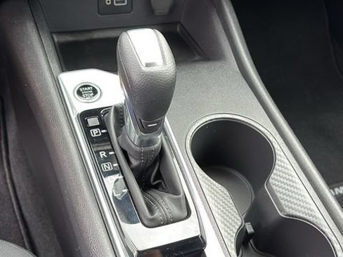 Used 2024 Nissan Altima 2.5 S FWD image 18