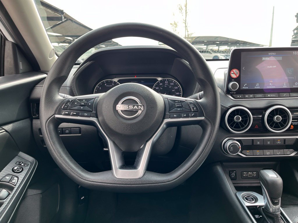 Used 2025 Nissan Sentra SV FWD image 16
