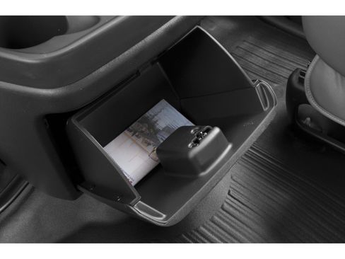 Used 2015 Chevrolet Express 2500 w/ Cold Climate Package image 34