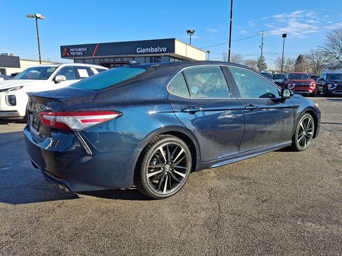 Used 2020 Toyota Camry XSE image 7