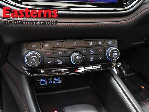 Used 2024 Dodge Durango GT RWD image 20