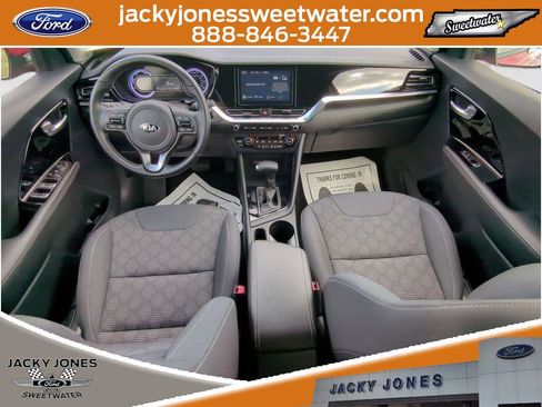 Used 2020 Kia Niro LXS image 12