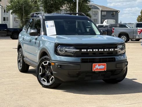Used 2022 Ford Bronco Sport Outer Banks AWD/4WD image 2