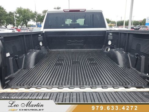 Used 2025 Chevrolet Silverado 2500 LT w/ Convenience Package AWD/4WD image 7