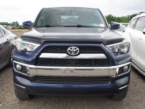 Used 2016 Toyota 4Runner Limited AWD/4WD image 2