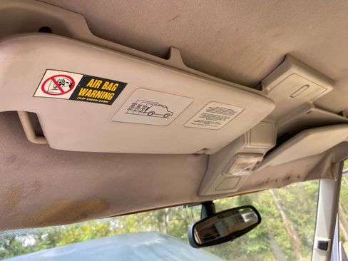 Used 1999 Land Rover Discovery SD image 23