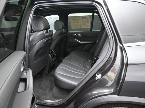 Used 2019 BMW X5 xDrive40i w/ Premium Package 2 image 34