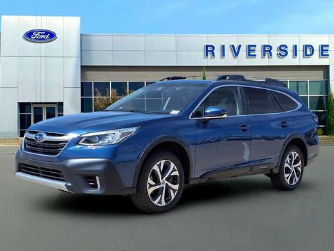 Used 2021 Subaru Outback Limited XT image 3